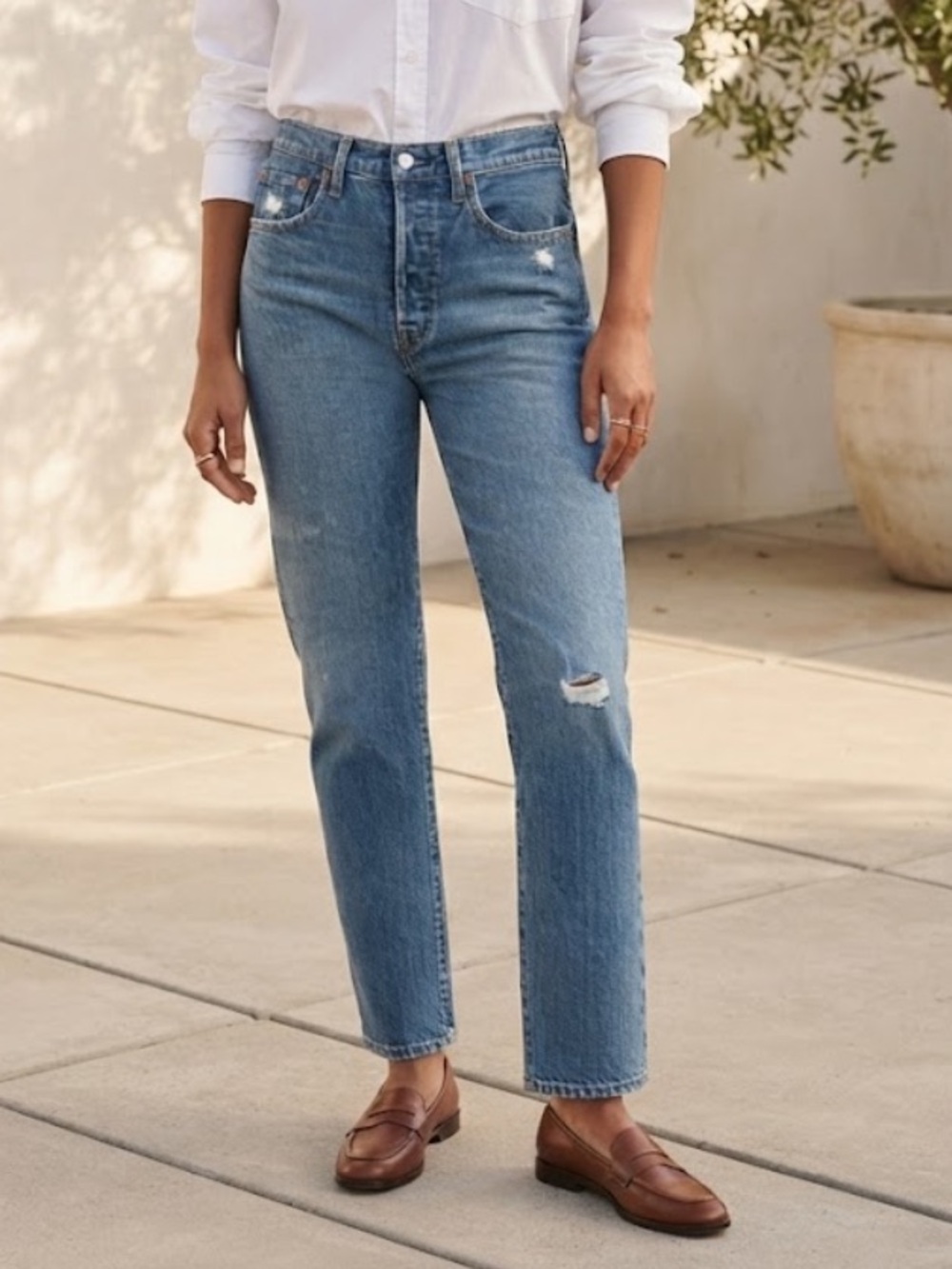 90’s Levi's Women's High-Rise Classic Button Fly Straight Leg Blue Jeans 27x30